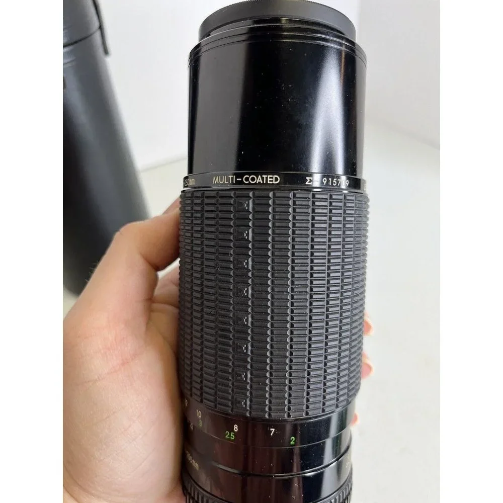 Sigma Zoom-8 Lens 1: 4-5 F=75-250mm Zoom Multi Coated Made In Japan 915709 Case